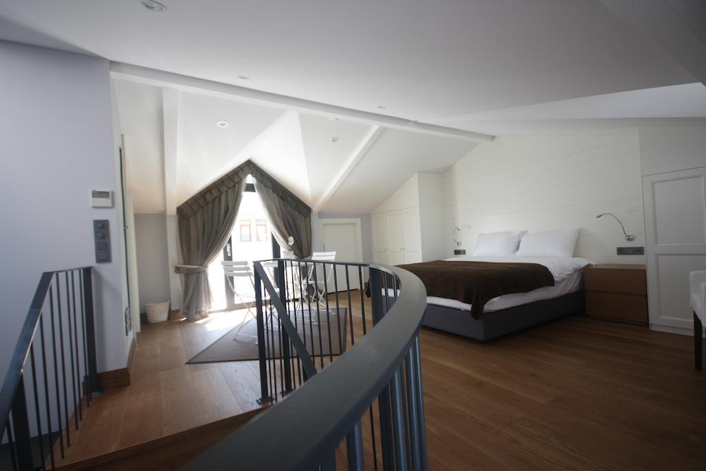 La Casa Pera Suites Istanbul Exterior photo